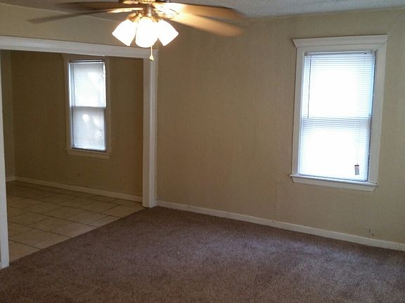 5th image of 1212 NW Kingsbury Ave