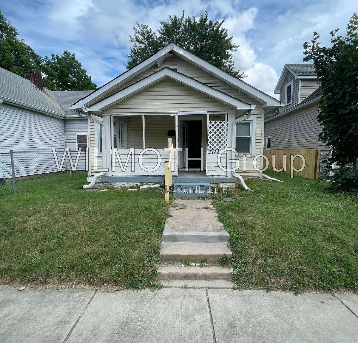 3 bed, 1.0 bath, 1008 sqft, $1,095 — Photo 1