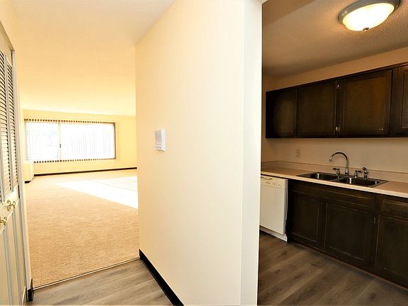 2nd image of 3901 W 49th St APT 407