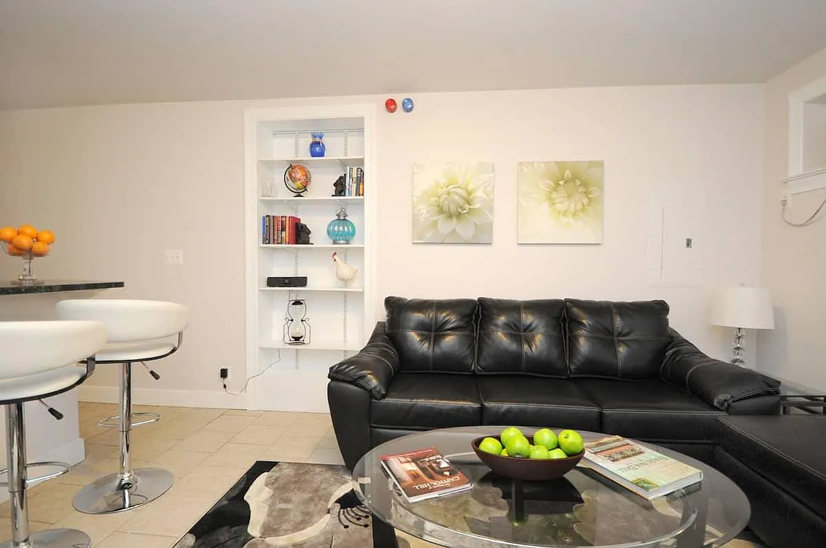 1 bed, 800 sqft, $3,270 — Photo 3