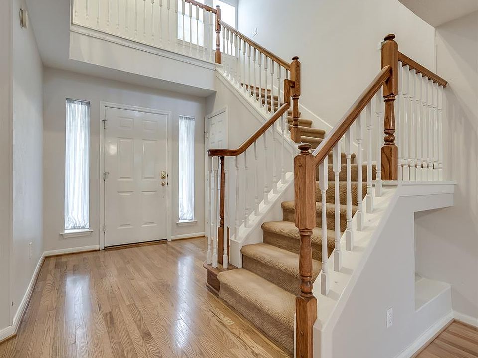 10 S Magnolia Pond Pl Spring TX Zillow