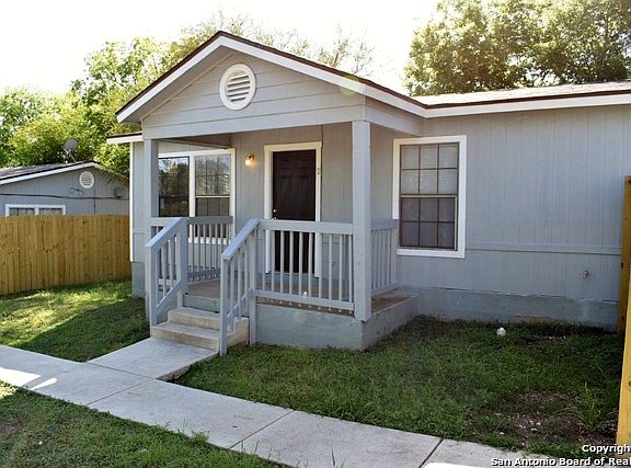 2nd image of 514 Avondale Ave APT 2