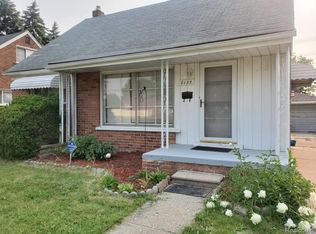 6135 Inkster Rd, Garden City, MI 48135