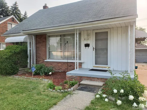 6135 Inkster Rd, Garden City, MI 48135