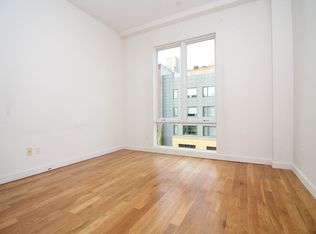 135 Metropolitan Ave #3L, Brooklyn, NY 11249