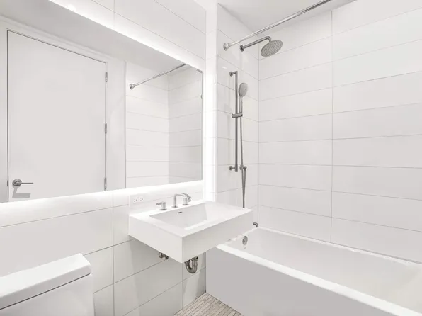 98 Front Street image 8 of 16