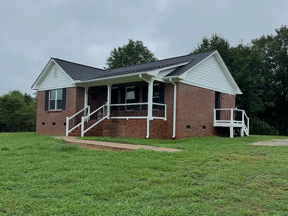 228 Bennetts Cir