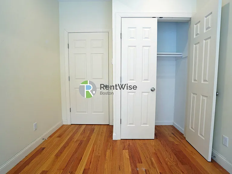 377 Harvard St #2 — Photo 12