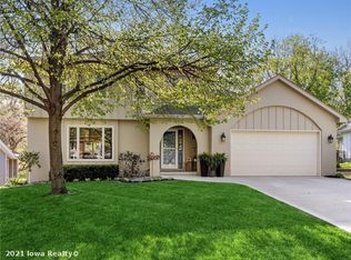 44 30th St, Des Moines, IA 50312