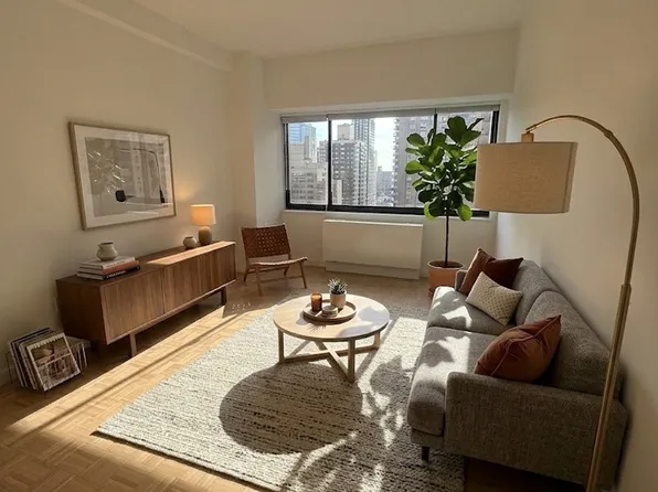 200 East 87th Street image 1 of 14