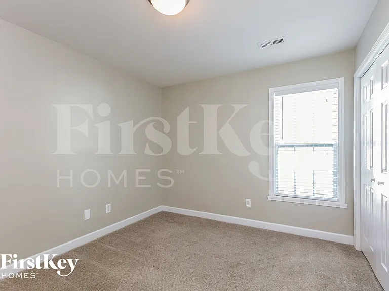 5810 Sycamore Glen Rd — Photo 12