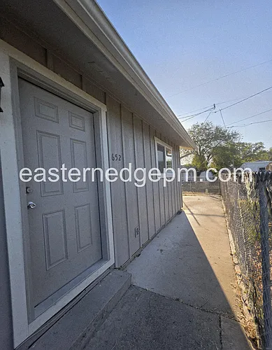 650 NW 6th St #652 Photo 1
