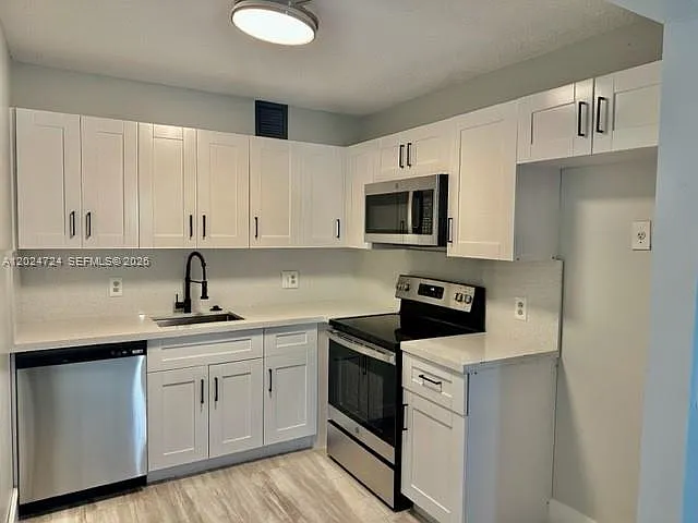 850 SW 133rd Ter #106B — Photo 8