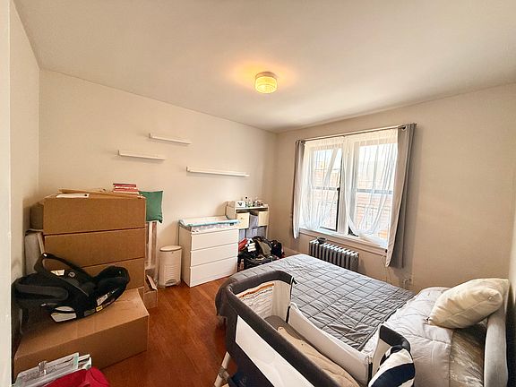5th image of 3744 61st St APT 4B
