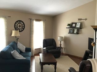 2704 Sunray Ln, Green Bay, WI 54313