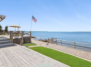 302 Shore Rd, Amagansett, NY 11930