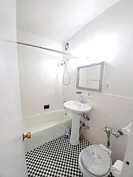 Rented by Smart NY Realty LLC