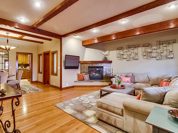 5th image of 2312 Crescent Dr
