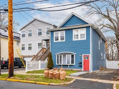 227 E 9Th Ave, Roselle, NJ, 07203