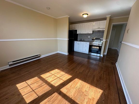 2nd image of 320 49th St APT 3A