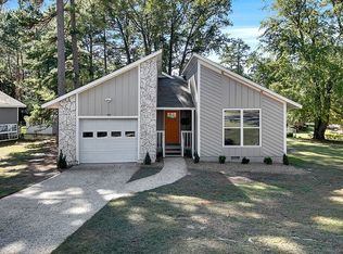 410 Offing Dr, Fayetteville, NC 28314