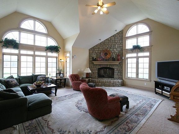 3rd image of 7850 Tartan Fields Dr