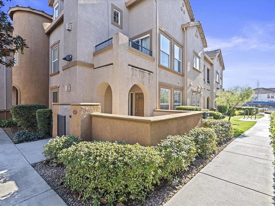 1st image of 5350 Dunlay Dr Unit 2416