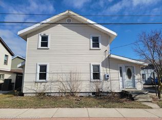 4350 S 13th St, Luna Pier, MI 48157