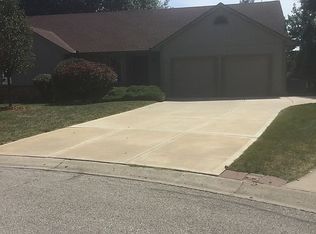 5651 McCormick Dr, Shawnee, KS 66226