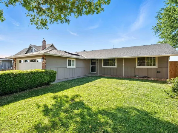 449 Manchester Way, Vacaville, CA 95687