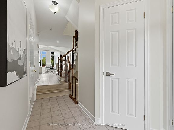 5th image of 3 Redding Way