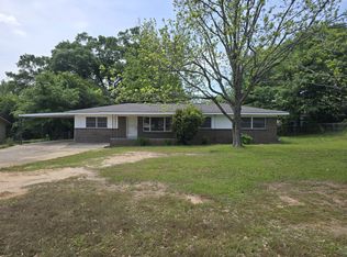222 Plaza Dr, Daleville, AL 36322
