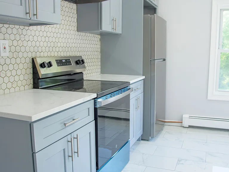 3230 Lexington Ave #13 — Photo 7