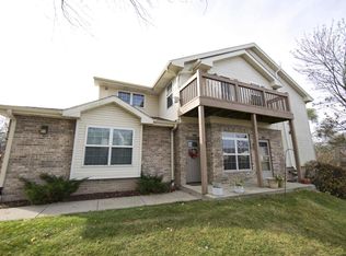 9263 S 51st St, Franklin, WI 53132