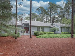 695 Donald Ross Dr, Pinehurst, NC 28374