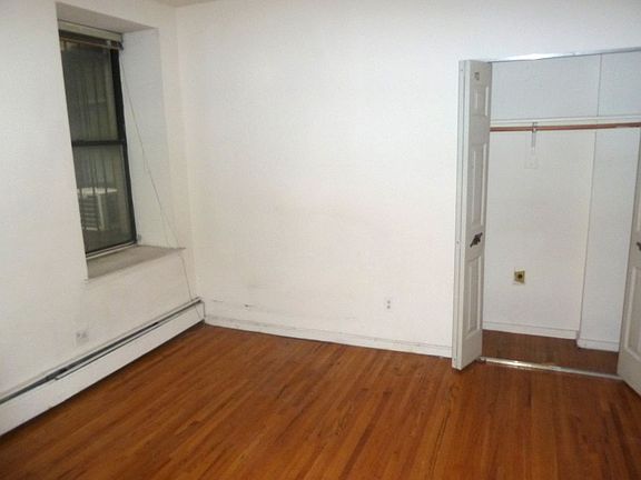2nd image of 35 W 96th St APT 1A
