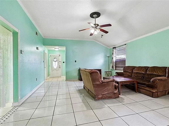 4th image of 7100 Gentry Rd