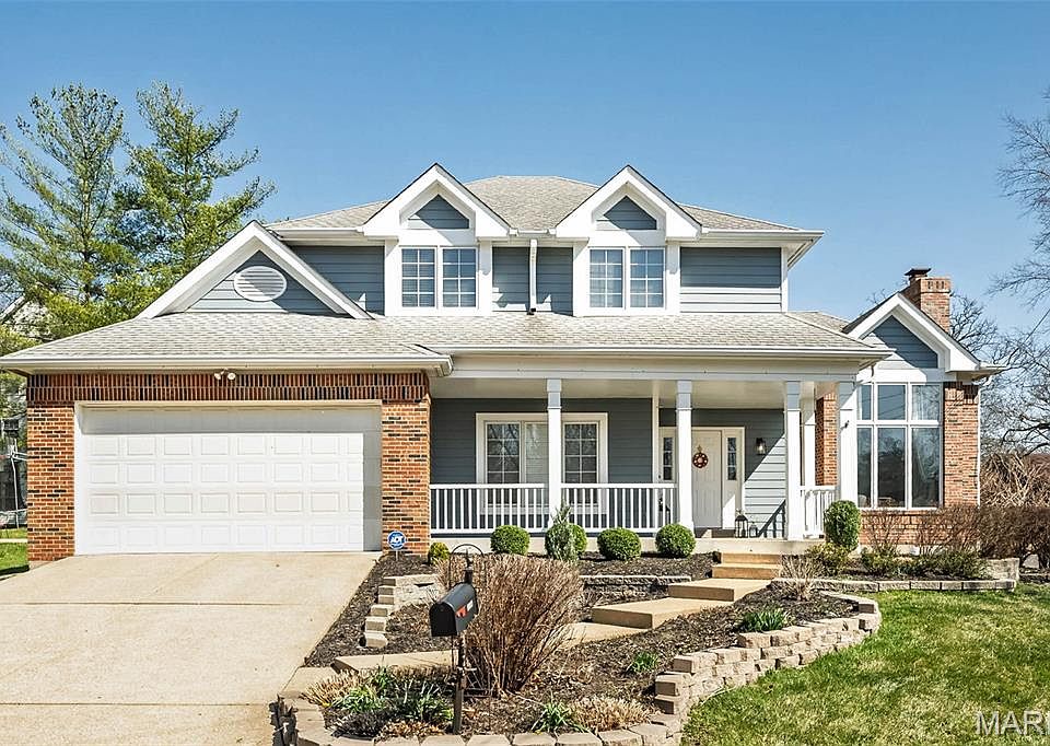1st image of 2134 Lakeview Dr