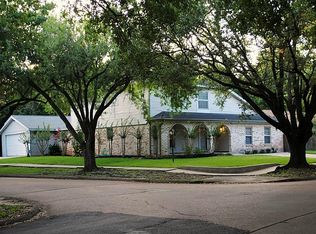 16626 Seawolf Dr, Houston, TX 77062