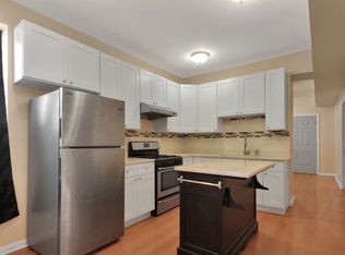 3800 S Emerald Ave APT 1R, Chicago, IL 60609