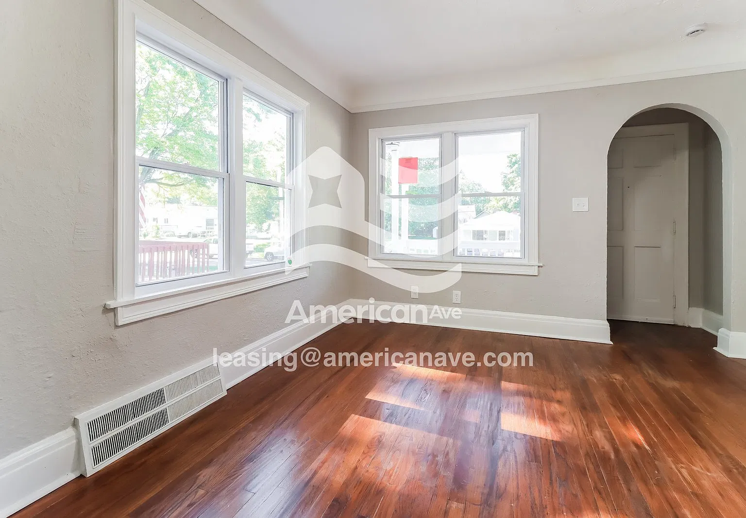 2 bed, 1.0 bath, 1066 sqft, $1,244 — Photo 2