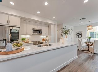 129 Uptown Cir, Oakland, CA 94607
