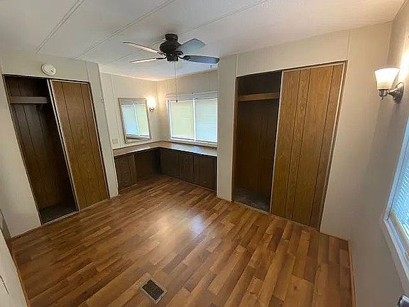 5th image of 2408 25th St Lot 68