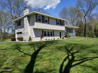 313 Pine Cir, Claverack, NY 12513