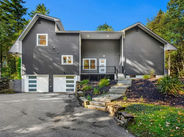 55 Cambridge Road, Bedford, NH 03110