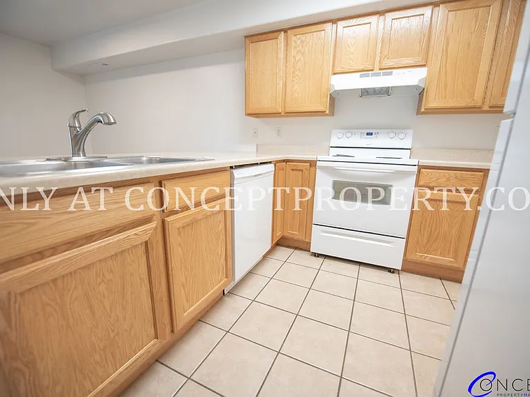 Woodland Cove — Photo 108