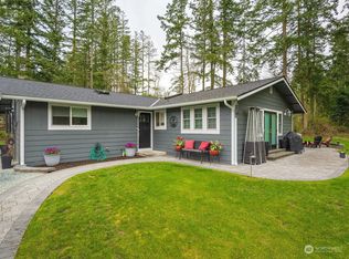 342 Whispering Pine Ln, Oak Harbor, WA 98277