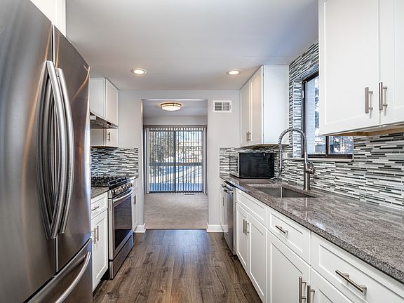 2nd image of 1060 Bristol Ct #1