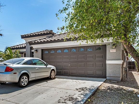 3rd image of 39975 W TAMARA Lane
