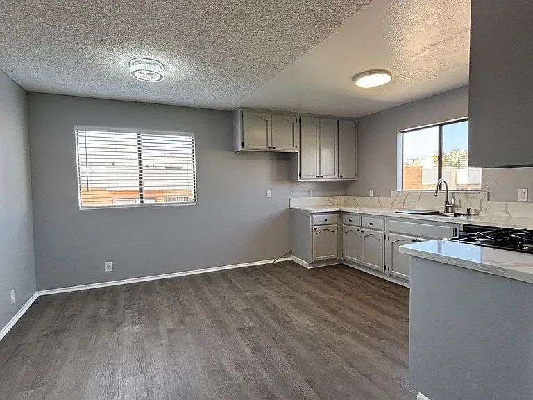 615 E Lomita Ave #3 — Photo 4